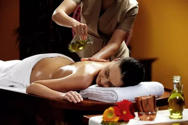 csm_Ayurveda_Massage_5_C_8683863410